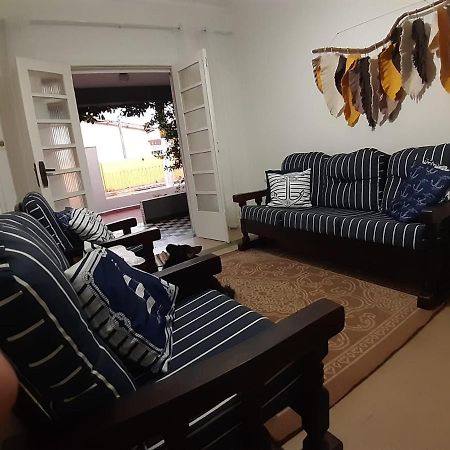 Casa Com Piscina, Confortavel E Otima Localizacao Itanhaem Ngoại thất bức ảnh