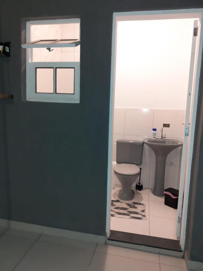 Casa Com Piscina, Confortavel E Otima Localizacao Itanhaem Ngoại thất bức ảnh